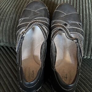 Clarks Women's Black Loafers with White Stitching
